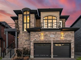 204 Forest Creek Dr, Kitchener, ON N2R0M2