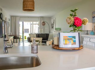 6051 Sun Blvd APT 115, Saint Petersburg, FL 33715