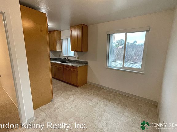 5th image of 1110 Haddon Dr APT 4