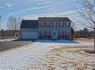 10 Waterbury Rd, Nassau, NY 12123