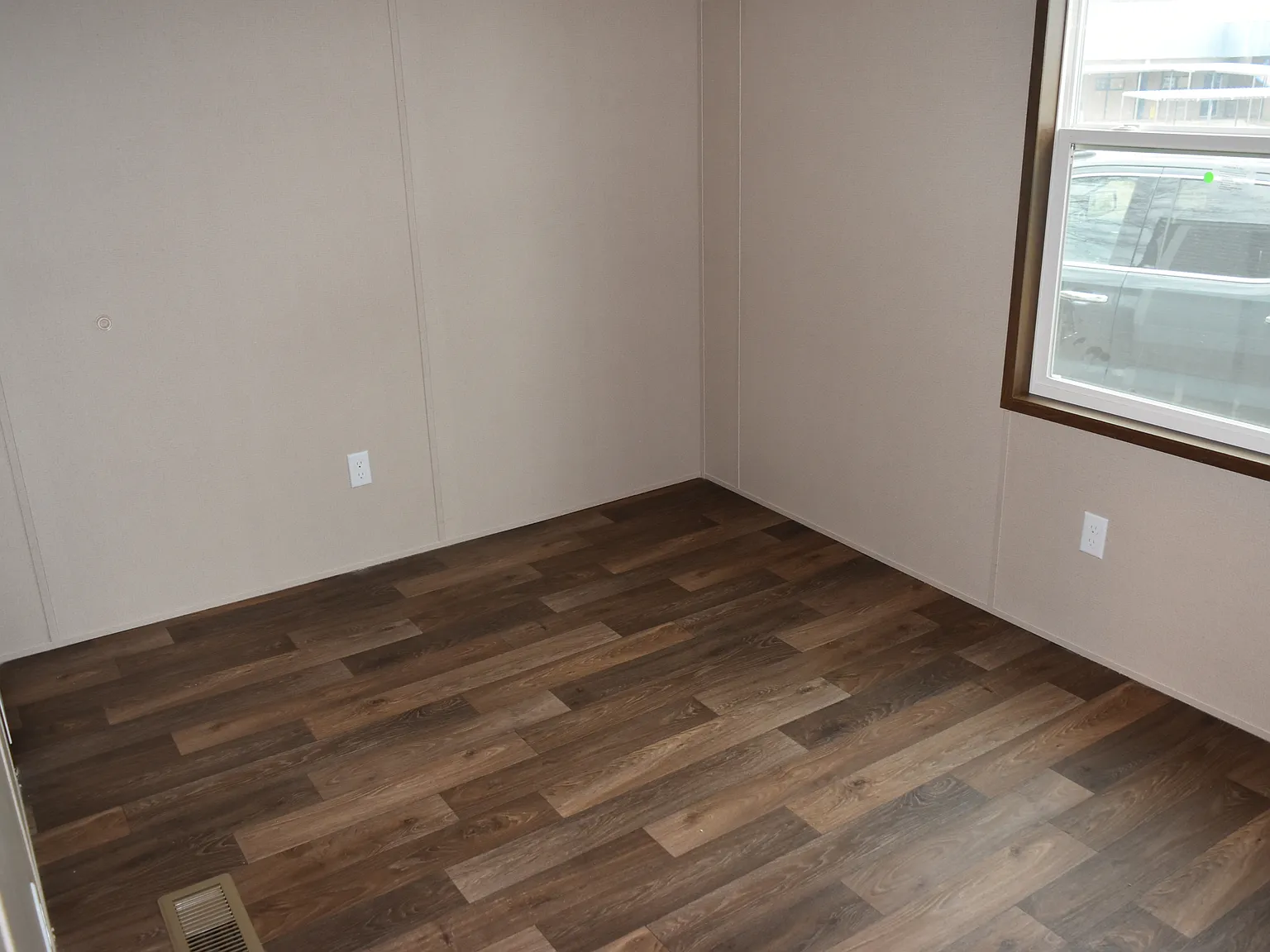 2 bed, 810 sqft, $995 — Photo 4