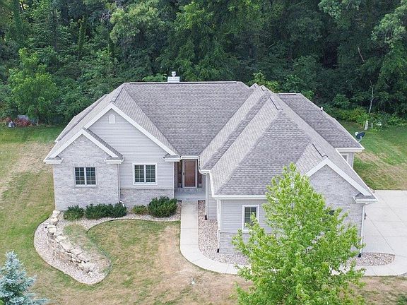 2nd image of 9209 Ashworth Dr
