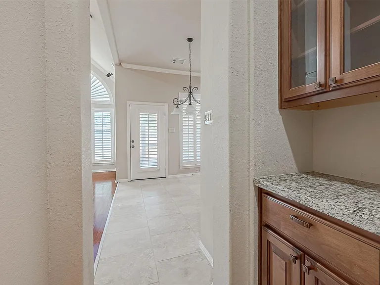 7206 Spring Meadow Ln — Photo 29