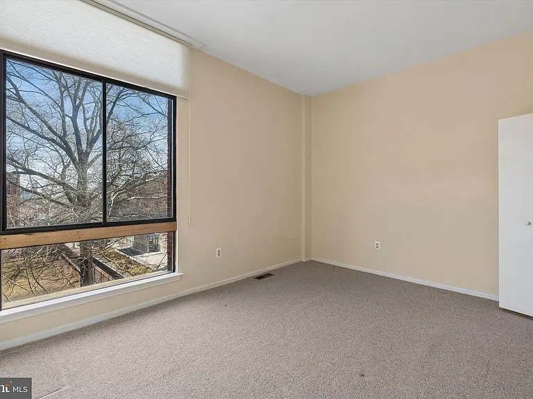 210 Church St #1C — Photo 10