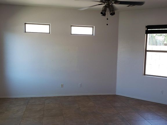 4th image of 17769 N 89th Dr