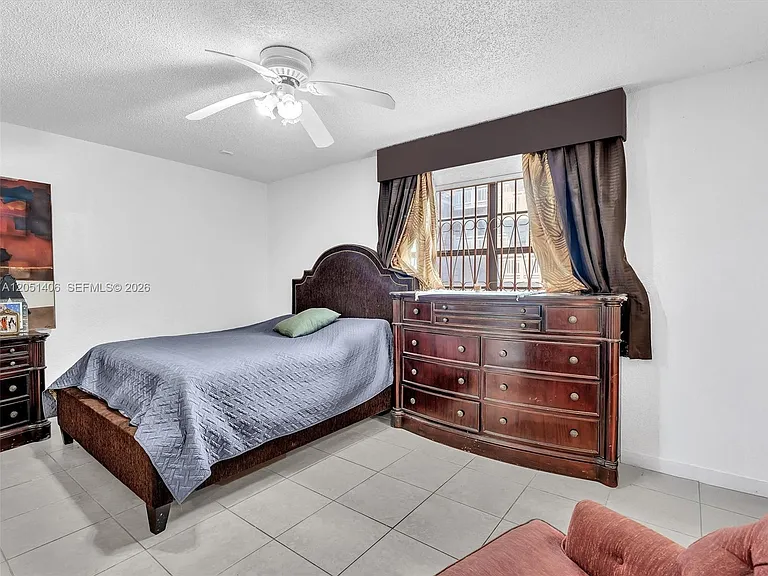 13500 NE 3rd Ct #121 — Photo 12