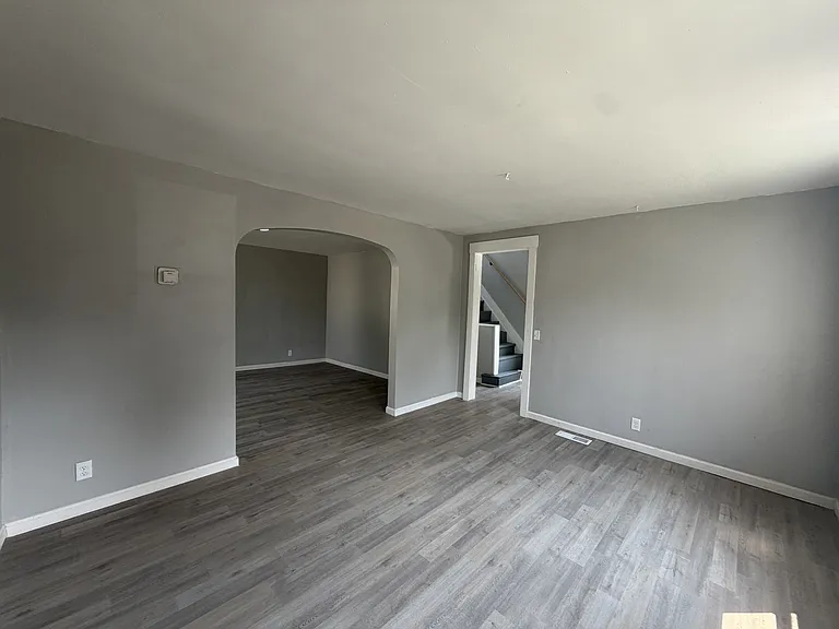 4143 E 111th St — Photo 30