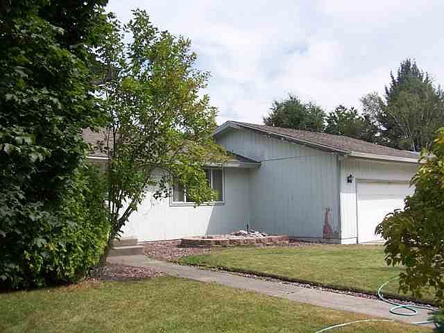 1st image of 19005 E Nixon Ave