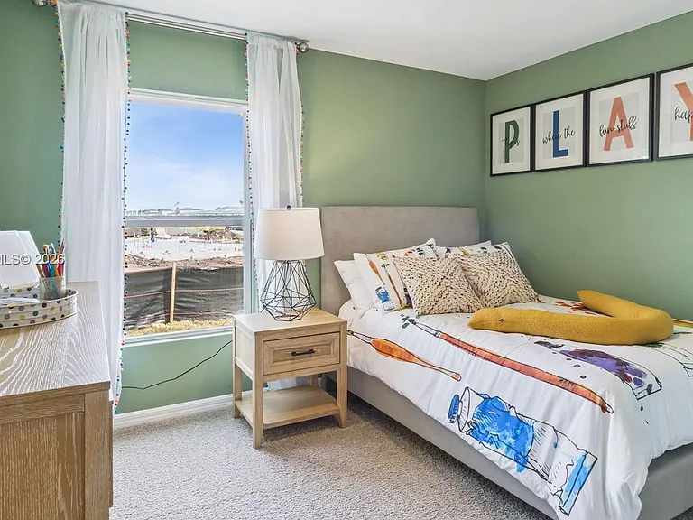 4056 Giorgio Dr — Photo 6