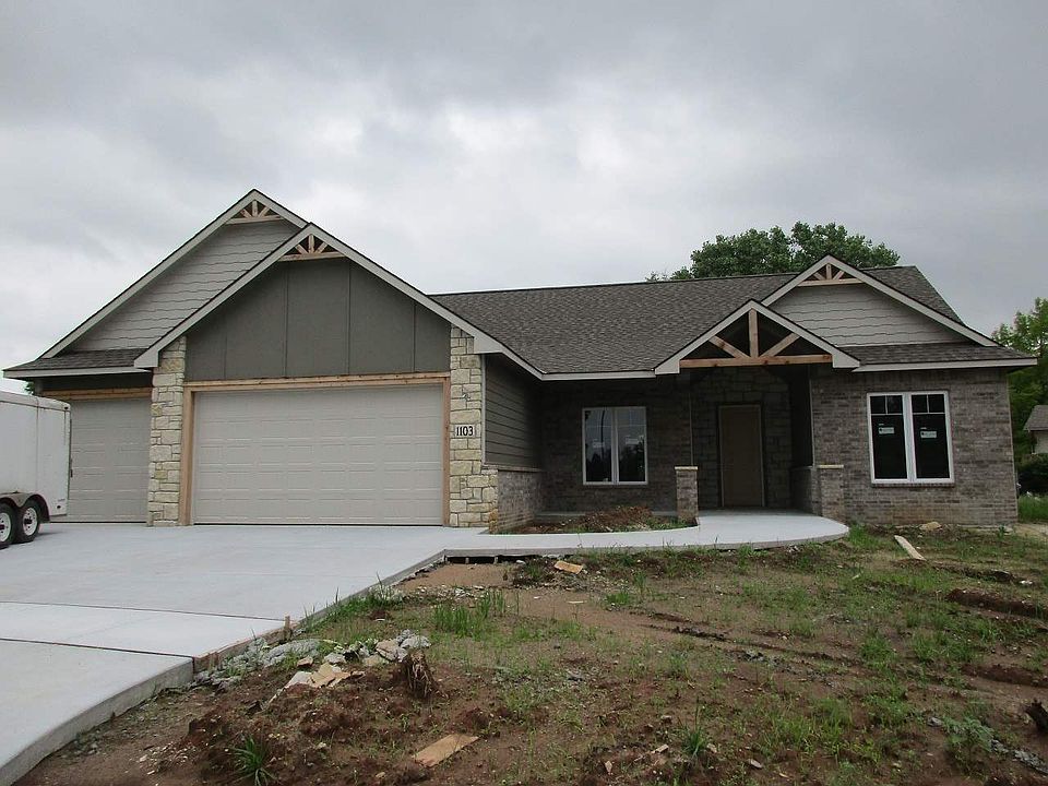 1st image of 1103 E North Crest Ct