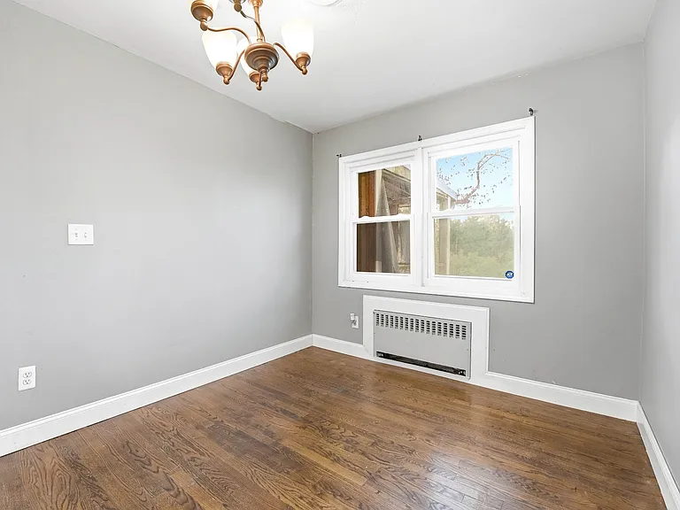 1116 N Maple Ave — Photo 17