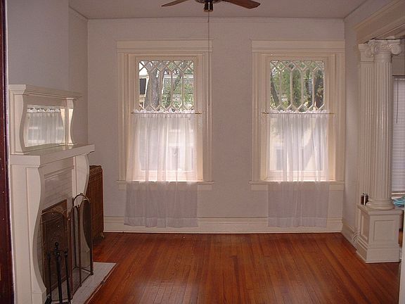 3rd image of 2217 Floyd Ave
