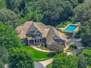 3 Ski Hl, North Oaks, MN 55127