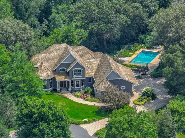 3 Ski Hl, North Oaks, MN 55127
