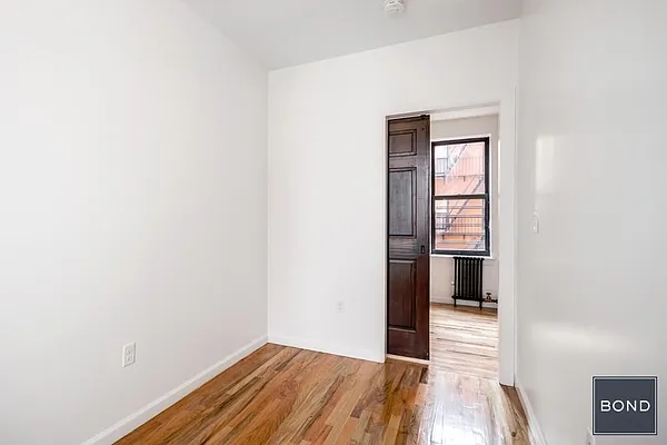 Rented by Bond New York | media 3