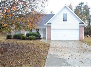 145 Summer Walk Dr, Covington, GA 30016