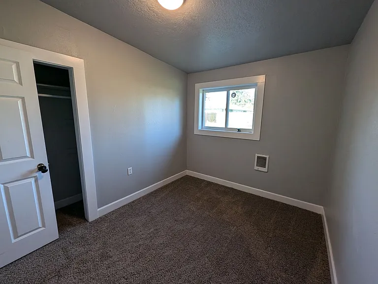 33689 SE Santosh St — Photo 12