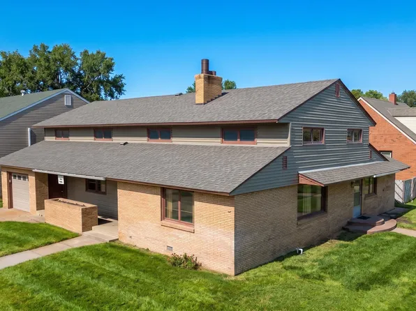 1200 N Madison St, Lexington, NE 68850