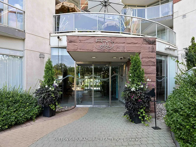 550 Queens Quay W #726 — Photo 13