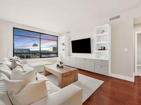 88 E San Fernando St