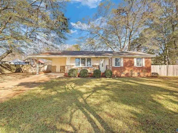 1001 Crestline Pl SW, Hartselle, AL 35640