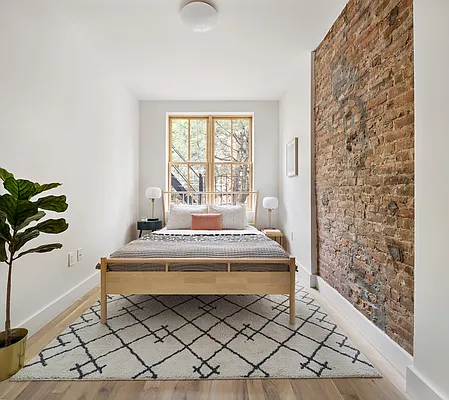 Sold by Compass | media 5