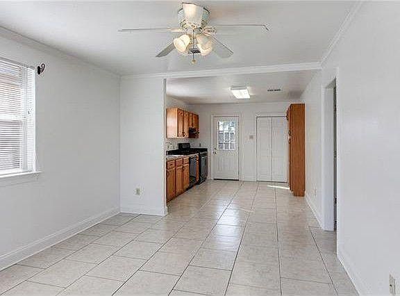 2nd image of 5488 Hawthorne Pl