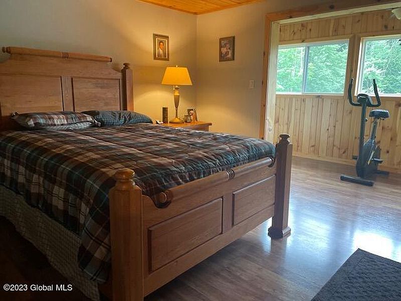 5th image of 15B Evergreen Road #15B