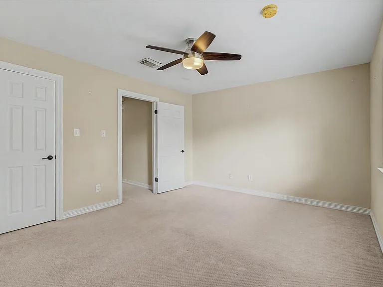 4303 Hillswick Ct — Photo 40
