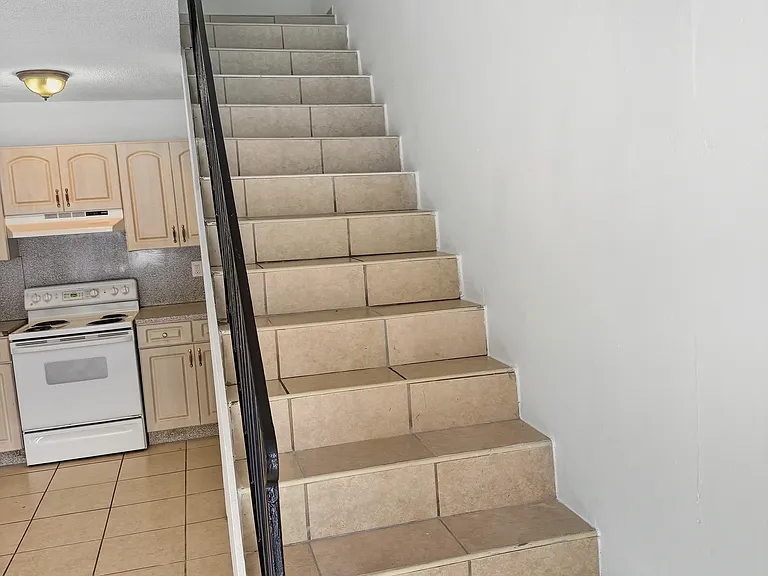 1560 NW 15th Street Rd #11 — Photo 7