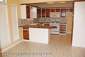 3rd image of 6714 Daniel Dr