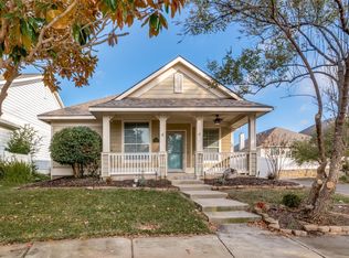 9525 Waterman Dr, Aubrey, TX 76227