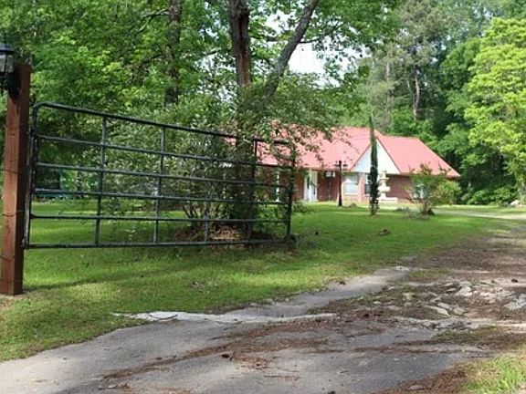 2nd image of 729 Morris Rd