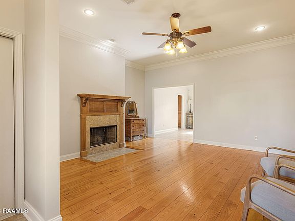 2nd image of 104 Sunflower Dr