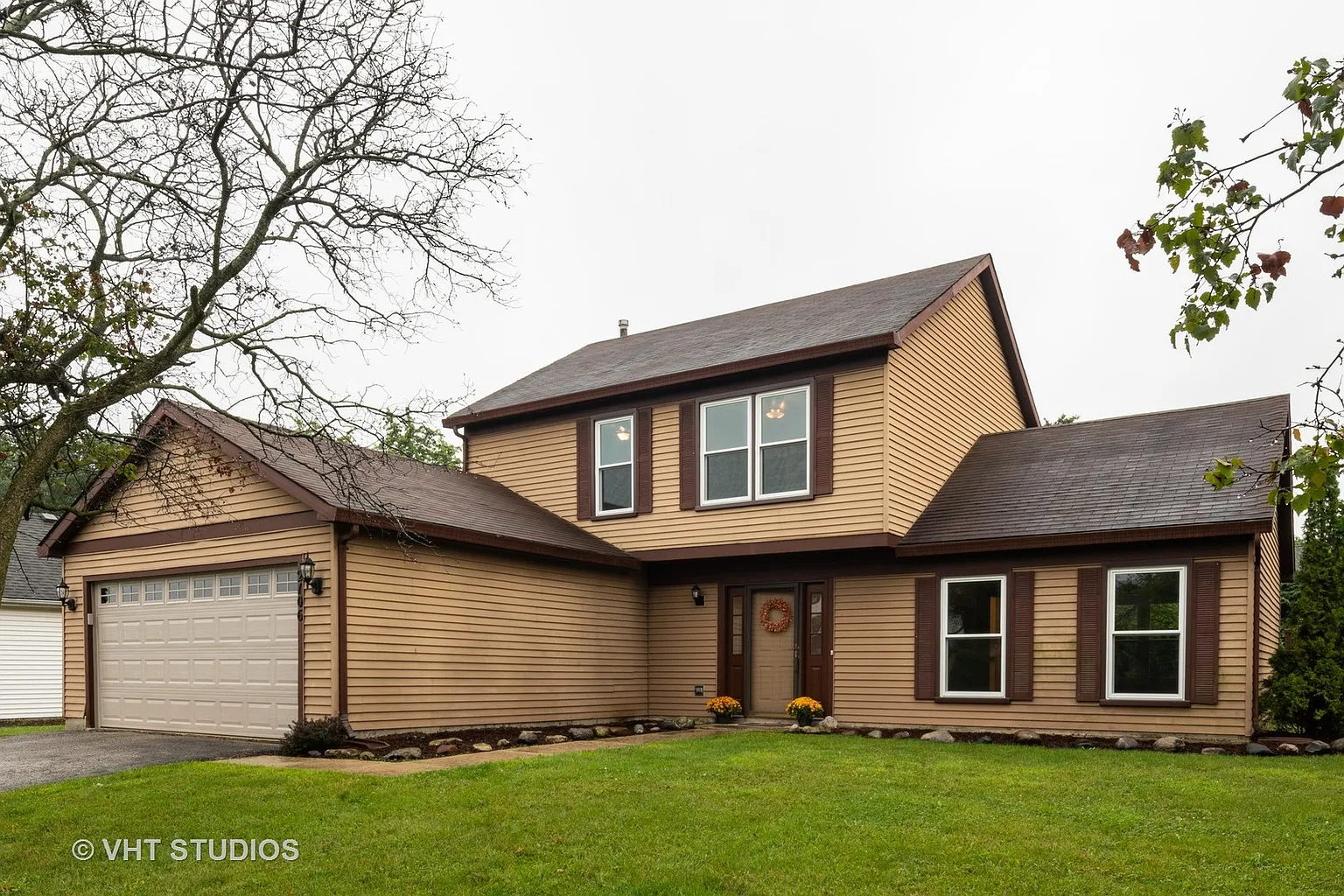 2106 Appaloosa Ct E photo 1