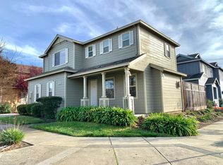 2388 Vera Dr, Santa Rosa, CA 95403