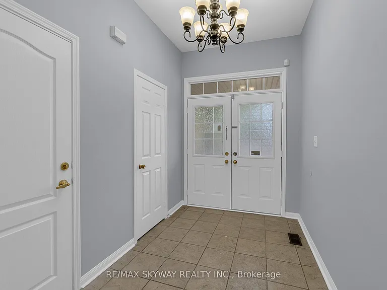 16 Raccoon St — Photo 44