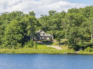 45 Chalburn Rd, Redding, CT 06896