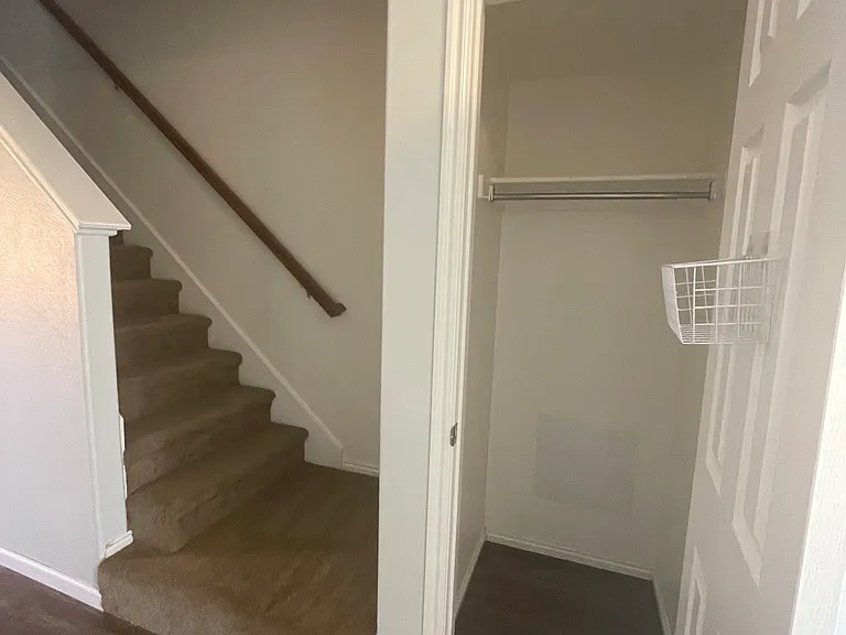 1261 W Bridalwood Loop — Photo 6