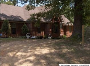 5574 Austin Rd, Lake Cormorant, MS 38641