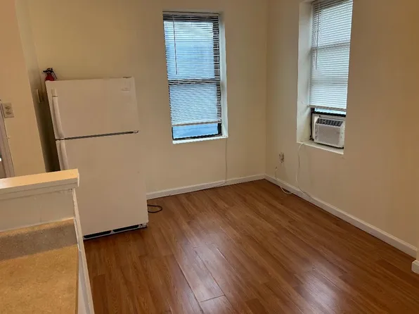 100 Sandford St APT B, New Brunswick, NJ 08901
