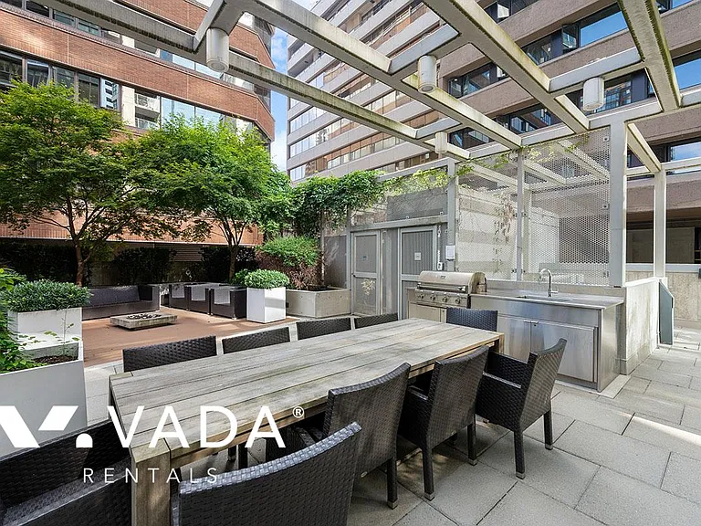 1133 Hornby St #1503 — Photo 17