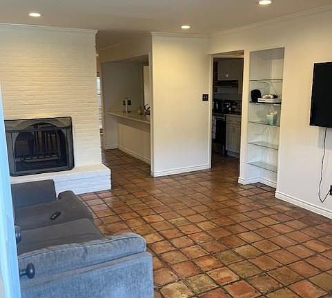3rd image of 5924 Birchbrook Dr APT 118