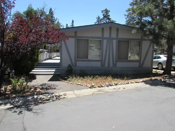 391 Montclair Dr Spc 79, Big Bear City, CA 92314