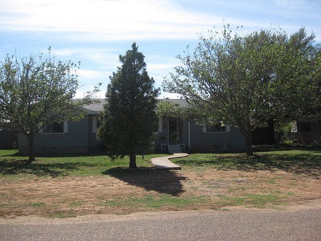 1st image of 301 W 11th St