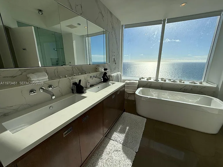 18101 Collins Ave #5509 — Photo 17