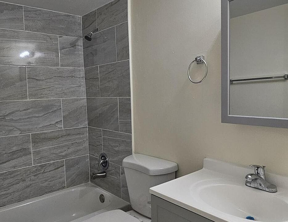 1st image of 1505 Crescent Cir #1505A9