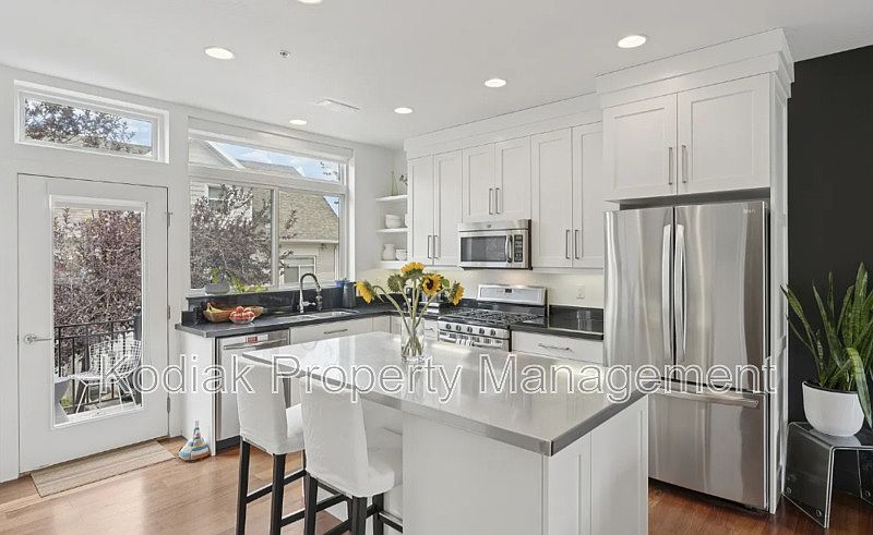 1st image of 676 E Markea Ave Unit 7