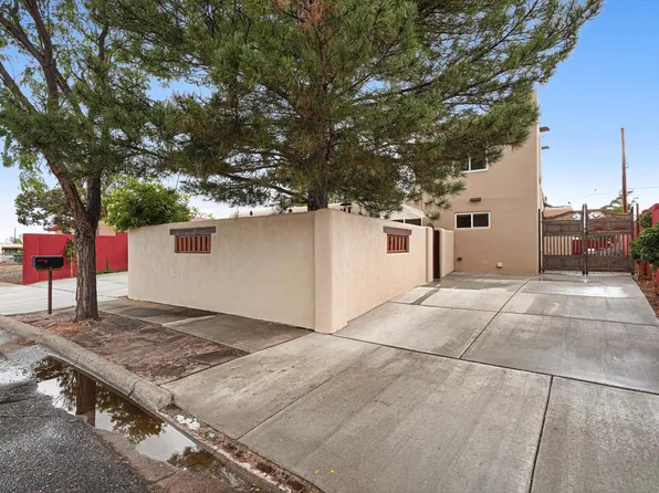 1002 Calle Margarita, Santa Fe, NM 87507