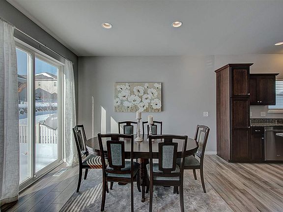 5th image of 6038 Little Bluestem Dr